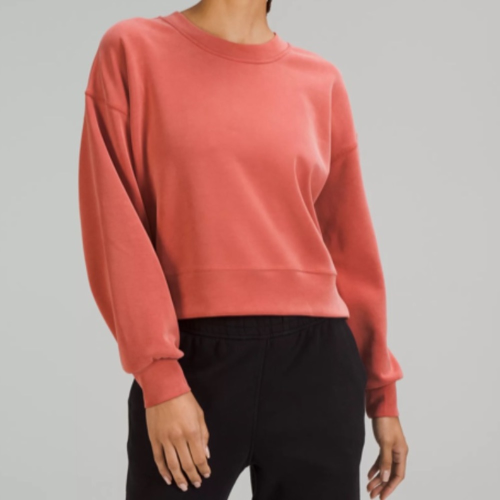 NWT SZ8 Lululemon oversized crop crew in cynn